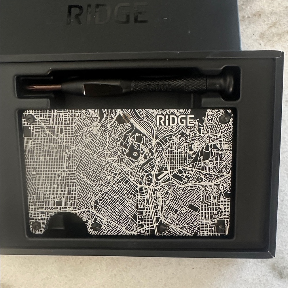 The Ridge Wallet- City of Los Angeles - Picture 8 of 10